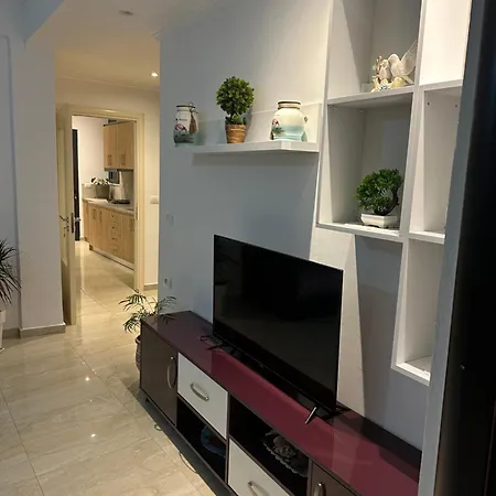 Nava Ksamil * Polisi i Vogel