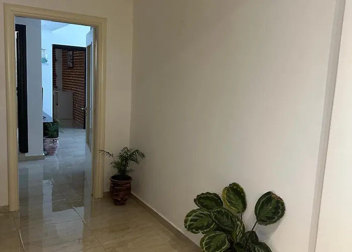 Guest house Nava Ksamil Polisi i Vogel