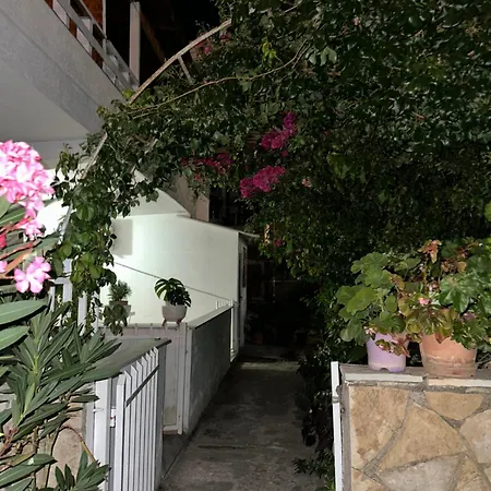 Affittacamere Nava Ksamil