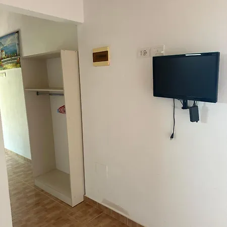 Affittacamere Nava Ksamil Polisi i Vogel