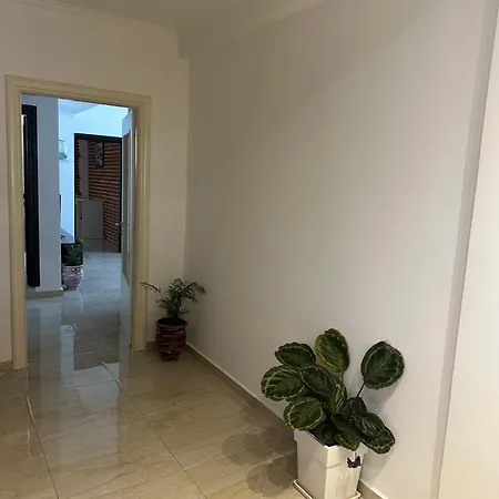 Affittacamere Nava Ksamil Polisi i Vogel