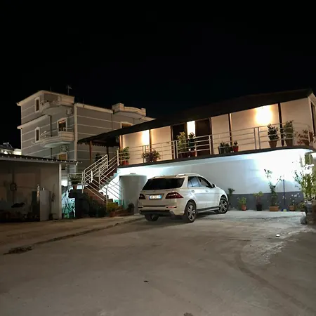 Nava 3*