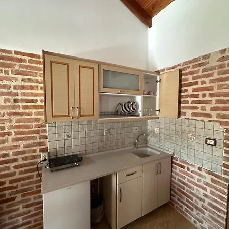 Nava Casa de hóspedes Ksamil
