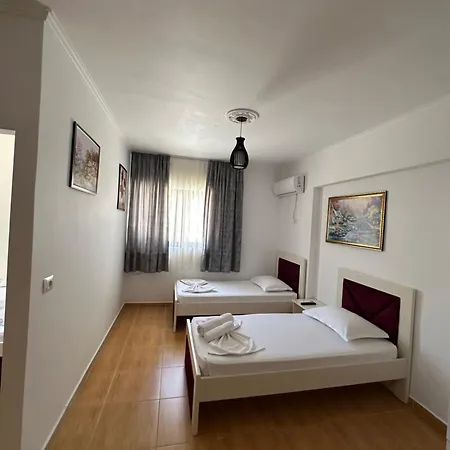 Nava Casa de hóspedes Ksamil