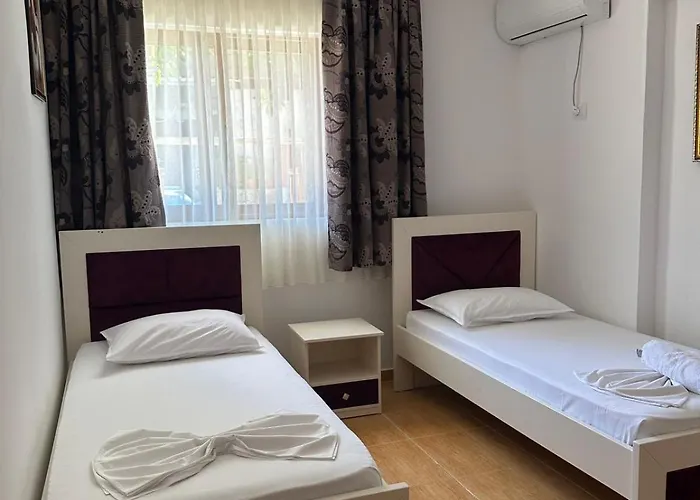 Nava Ksamil Pensionat Polisi i Vogel