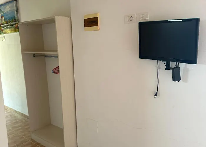 Maison d'hôtes Nava Ksamil Polisi i Vogel