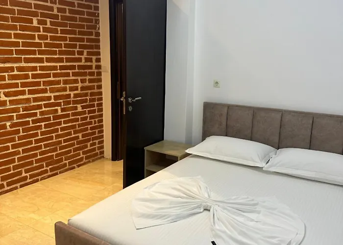 Pensionat Nava Ksamil Polisi i Vogel